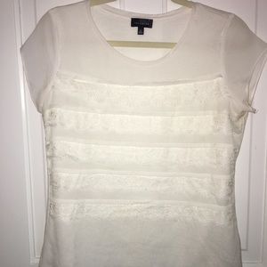 Short sleeve limited top